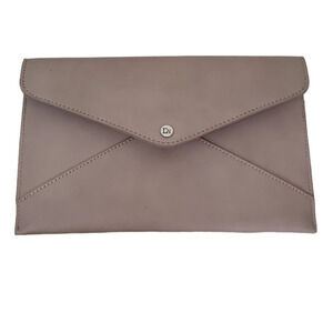 Danielle Nicole Clutch